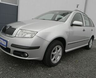 Skoda Skoda Fabia Combi Elegance*Klima Gebrauchtwagen