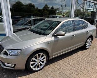 Skoda Skoda Octavia 5 türig Joy Automatik mit Navi Gebrauchtwagen