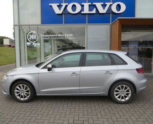 Audi Audi A3 1.2 TFSI Attraction Sportback Gebrauchtwagen