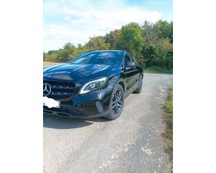 Mercedes-Benz Mercedes-Benz GLA 180 d Urban Night Gebrauchtwagen