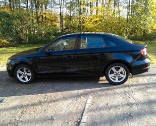 Audi Audi A3 2.0 TDI Attraction Limousine Gebrauchtwagen