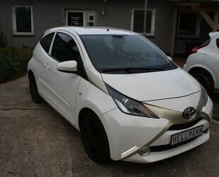 Toyota Toyota Aygo AYGO x Gebrauchtwagen