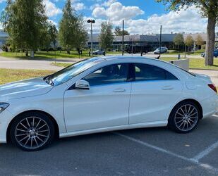 Mercedes-Benz Mercedes-Benz CLA 200 - Luxuriös und bereit für di Gebrauchtwagen