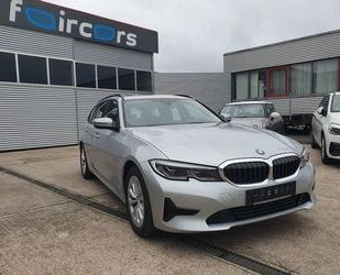 BMW BMW 330Hybrid*LASER*AHK*HUD*KAMERA*SPORT*ALARM Gebrauchtwagen