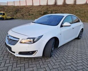 Opel Opel Insignia 2.0 Turbo 4x4 Innovation NEUER MOTO Gebrauchtwagen