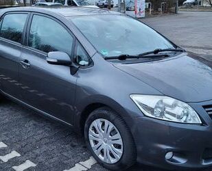 Toyota Toyota Auris 1,33-l-Dual-VVT-i Life Life Gebrauchtwagen