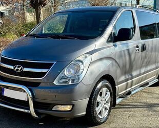 Hyundai Hyundai H-1 2.5 CRDI Travel Premium Klima,Leder,Na Gebrauchtwagen