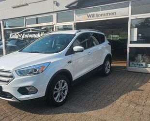 Ford Ford Kuga Titanium *KLIMA*NAVI*LEDER*ALU* Gebrauchtwagen