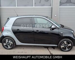 Smart Smart ForFour forfour/EQ-Sitzheiz/Kamera/Panno/Nav Gebrauchtwagen