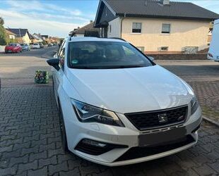 Seat Seat Leon 2.0 TSI Start&Stop ST CUPRA 300 DSG CUP. Gebrauchtwagen