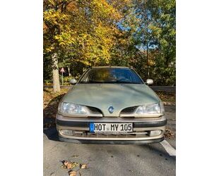 Renault Renault Megane Classic Century RT 1.6e Classic RT Gebrauchtwagen