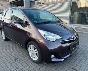 Toyota Toyota Verso-S 1.3 Club/Automatik/Kamera/21000 km/ Gebrauchtwagen