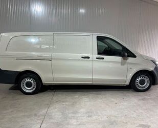 Mercedes-Benz Mercedes-Benz Vito 111 FWD extralang Navi Sitzh 2x Gebrauchtwagen