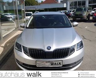 Skoda Skoda Octavia Combi 2.0 TDI Style NAVI LED RFK 8xA Gebrauchtwagen