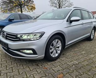 VW Volkswagen Passat Var. 2.0TDI AHK LED Kamera VZE S Gebrauchtwagen