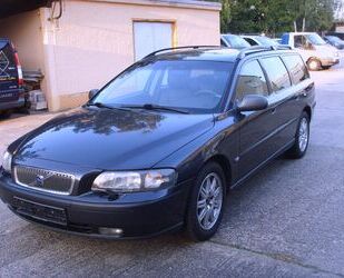 Volvo Volvo V70 2.4 T Neuteile für 7000 Euro mit Re Gebrauchtwagen