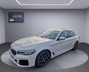 BMW BMW 545 e xDrive M SPORT SCHIEBEDACH AHK HUD Gebrauchtwagen