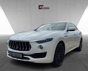 Maserati Maserati Levante GranLusso SQ4 3.0 BT V6 AWD -ZEGN Gebrauchtwagen