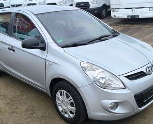 Hyundai Hyundai i20 Classic Klima/AHK/TÜV 04/2026 Gebrauchtwagen