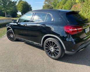 Mercedes-Benz Mercedes-Benz GLA 200 AMG Line Gebrauchtwagen