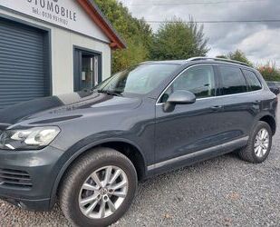 VW Volkswagen Touareg 3.0 V6 TDI Tiptronic **LEDER ** Gebrauchtwagen