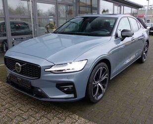 Volvo Volvo S60 Ultimate Dark B5 AWD Aut.EU6d*PANO*LEDER Gebrauchtwagen