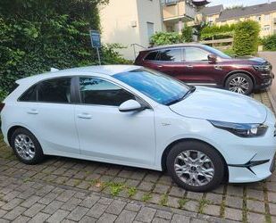 Kia Kia ceed / Ceed 1.5 T-GDI JBL Sound Edition JBL... Gebrauchtwagen