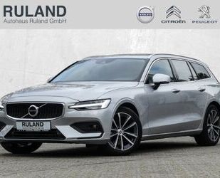 Volvo Volvo V60 AWD B5 Benzin Momentum Pro Navi e-Sitze Gebrauchtwagen