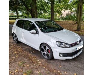 VW Volkswagen Golf 2.0 TSI GTI*selbstl. Einparkhilfe* Gebrauchtwagen