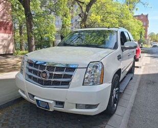 Cadillac Cadillac Escalade 6.0 V8 HYBRID delux Plus Gebrauchtwagen