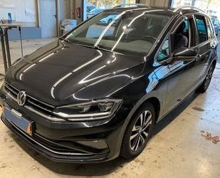 VW Volkswagen Golf Sportsvan 1.5 TSI DSG *SHZ*PAN*LED Gebrauchtwagen