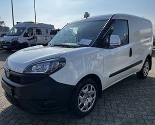 Fiat Fiat Doblo Cargo S&S SX 1,6 90 PS 7 ZOLL RADIO,KLI Gebrauchtwagen