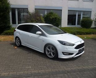 Ford Ford Focus Turnier 2.0DTCI ST-Line*Aut*Klima*Navi* Gebrauchtwagen