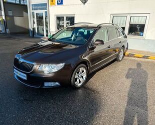 Skoda Skoda Superb 2.0 TDI 125kW DSG Ambition Combi*AHK- Gebrauchtwagen