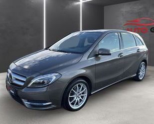 Mercedes-Benz Mercedes-Benz B 220 4Matic Aut.*Navi-BiXenon-Stand Gebrauchtwagen