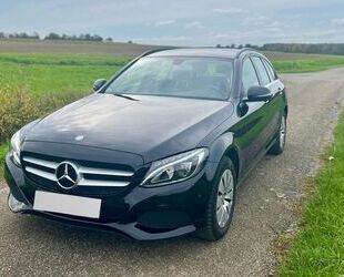 Mercedes-Benz Mercedes-Benz C 220 d mit AHK Gebrauchtwagen