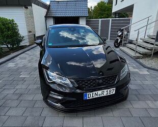 Seat Seat Leon CUPRA 300 DSG Performance Black Gebrauchtwagen