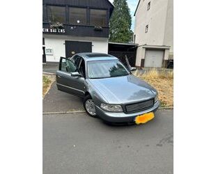 Audi Audi A8 2.5 TDI tiptronic 132 kW 132 kW Gebrauchtwagen