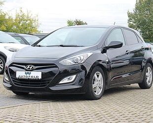 Hyundai Hyundai i30 1.4 CRDi/VOLL SHEFT/KLIMA/8FACH/LEDTAG Gebrauchtwagen