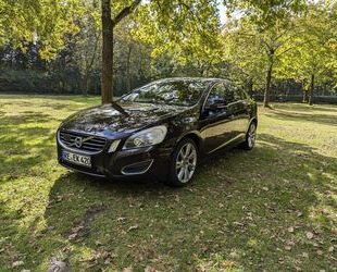 Volvo Volvo S60 T6 AWD Geartronic Summum Gebrauchtwagen