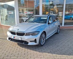 BMW BMW 320i touring Sport Line/Laser/Head up. Gebrauchtwagen