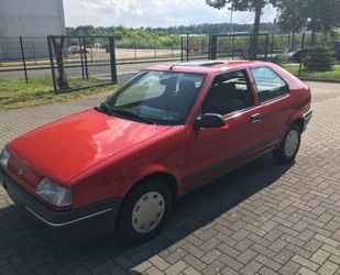 Renault Renault R 19 RT 1.8 RT Gebrauchtwagen