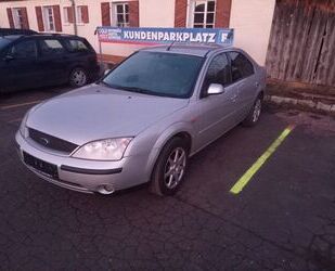 Ford Ford Mondeo 1.8 16V Style Style Gebrauchtwagen