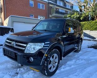 Mitsubishi Mitsubishi Pajero 3.2 DI-D, 7 Sitzer, Aut., Scheck Gebrauchtwagen