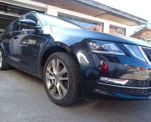 Skoda Skoda Octavia Combi Style DSG NAVI AHK Gebrauchtwagen