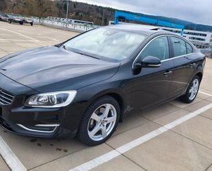 Volvo Volvo S60 D4 AWD Geartronic Summum Summum Gebrauchtwagen