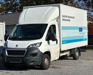 Peugeot Peugeot Boxer koffer mit hebbuhne L3 BlueHDi 130 Gebrauchtwagen