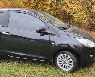 Ford Ford Ka 1,2 Titanium, Schwarz, Alufelgen, Klimaanl Gebrauchtwagen