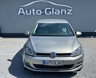 VW Volkswagen Golf VII Lim. Navi,Parkhilfe,Tempomat,B Gebrauchtwagen