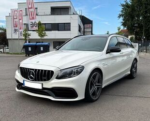 Mercedes-Benz Mercedes-Benz C63 AMG T Burm Paga Pano HUD Gebrauchtwagen